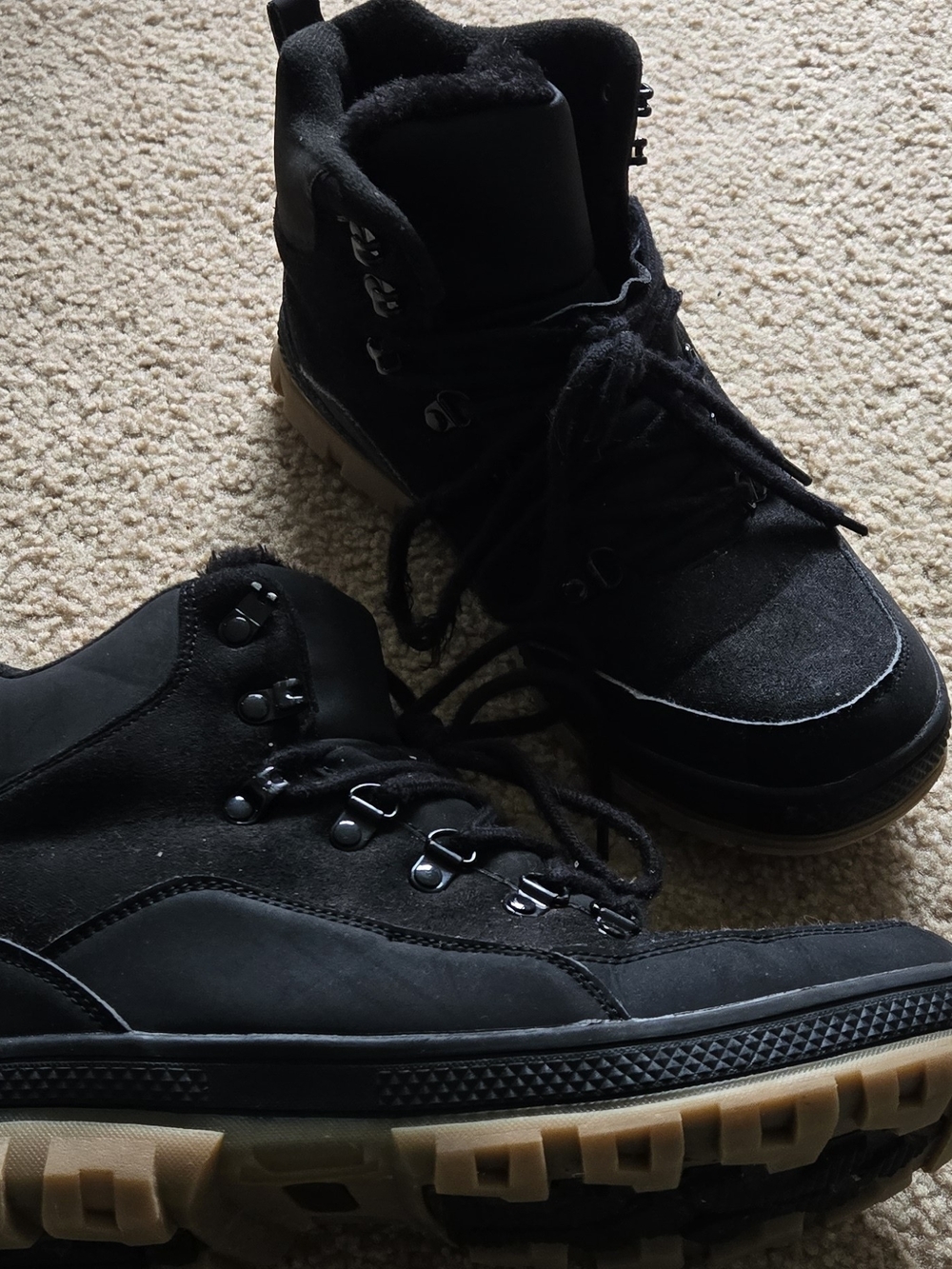 Black Lace-Up Fur Lined Hiking Boots with Rubber Soles